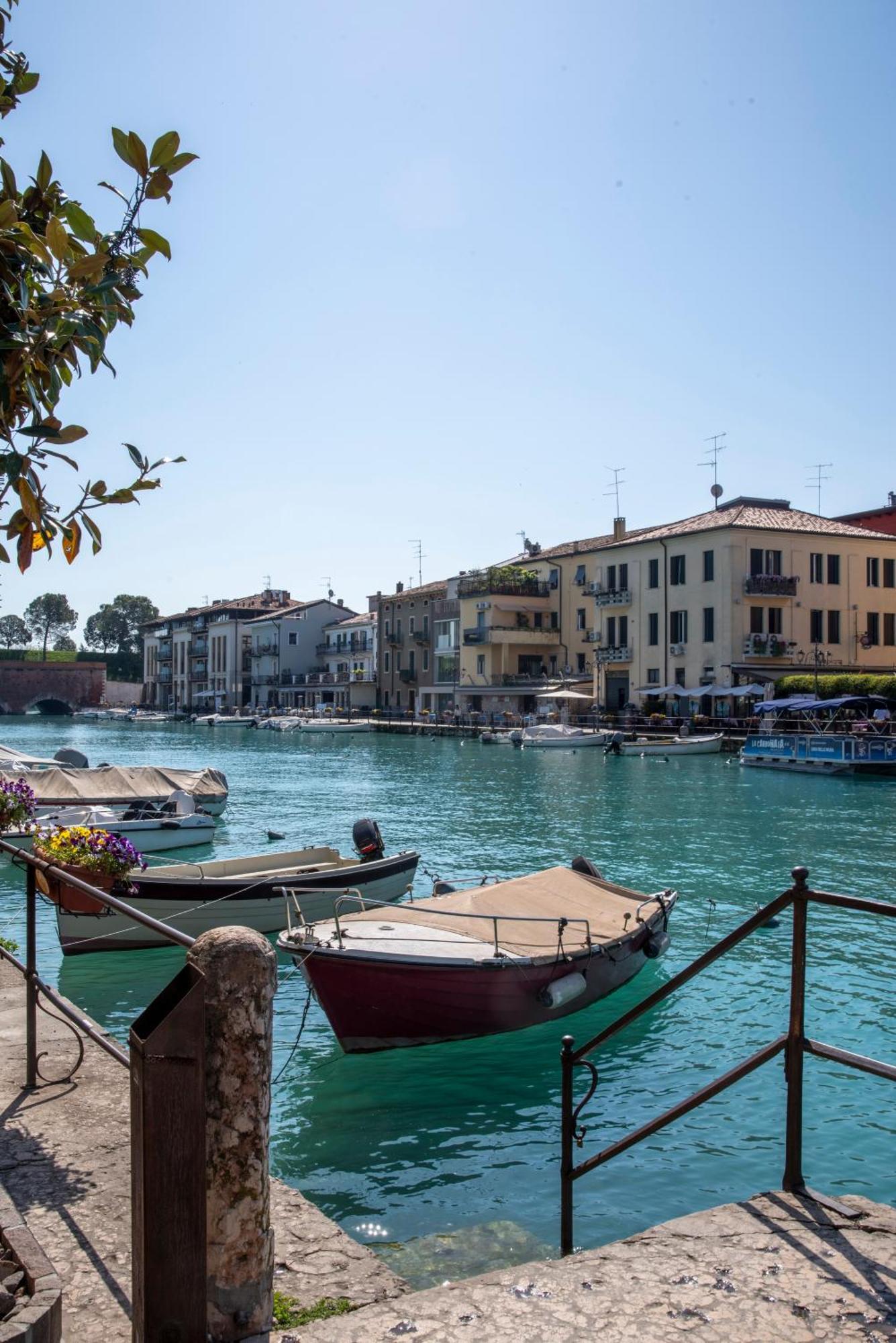 Palazzo Cordigero - Apartments Peschiera del Garda Ngoại thất bức ảnh