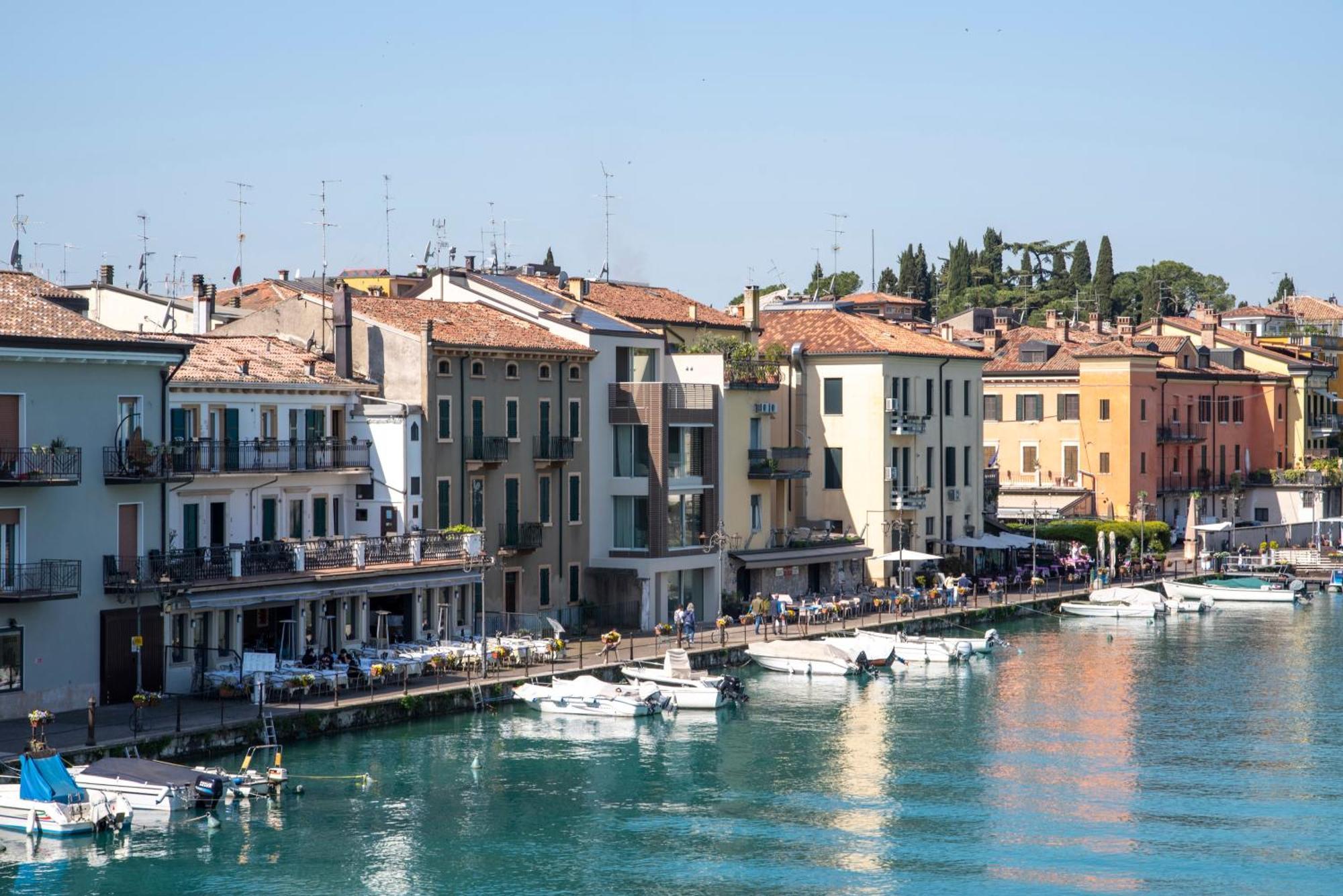 Palazzo Cordigero - Apartments Peschiera del Garda Ngoại thất bức ảnh