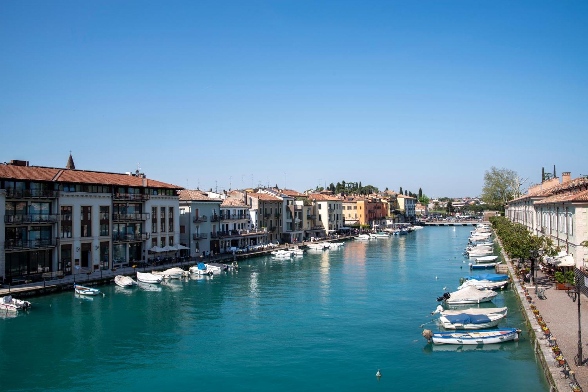 Palazzo Cordigero - Apartments Peschiera del Garda Ngoại thất bức ảnh