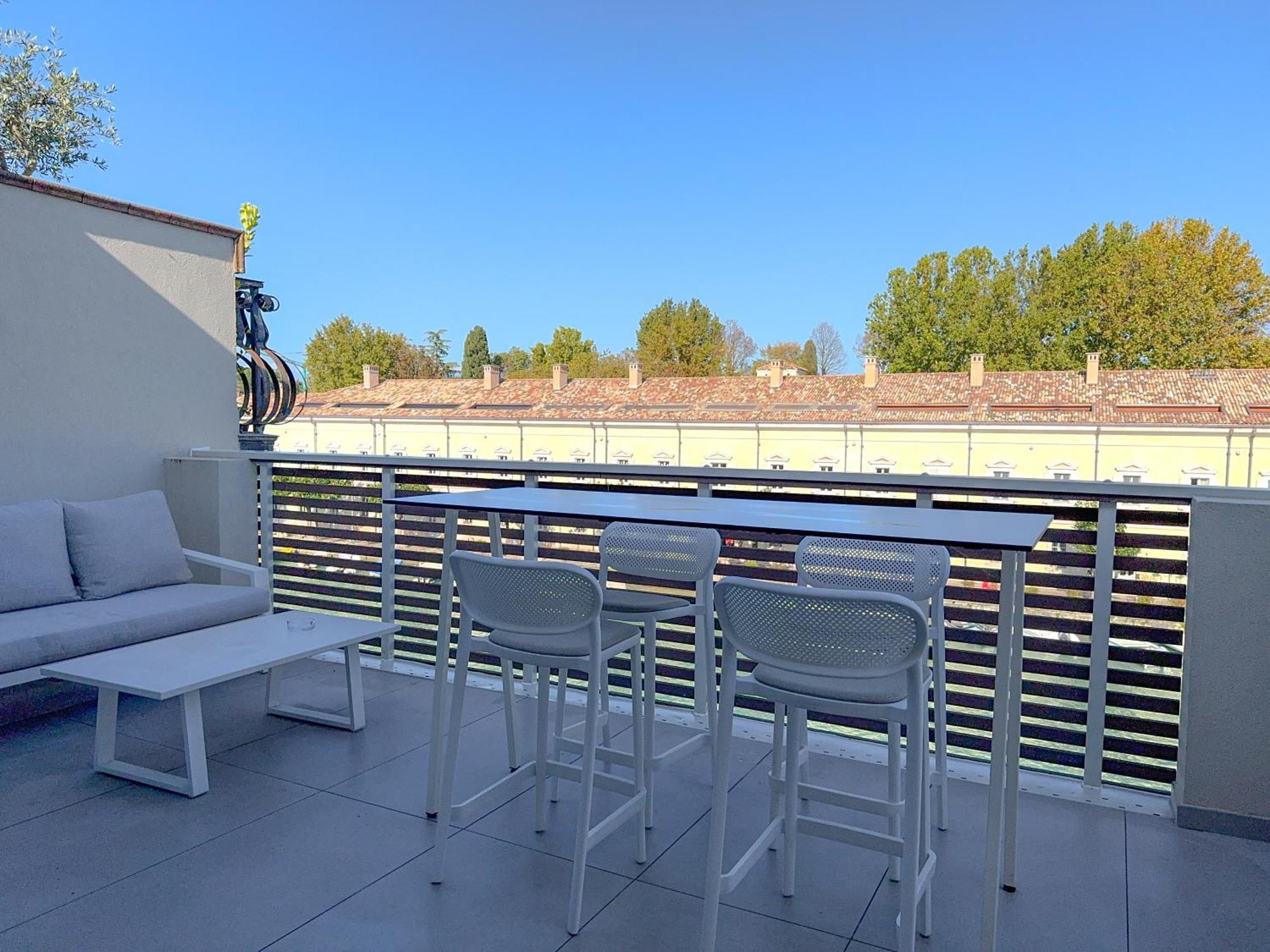 Palazzo Cordigero - Apartments Peschiera del Garda Ngoại thất bức ảnh
