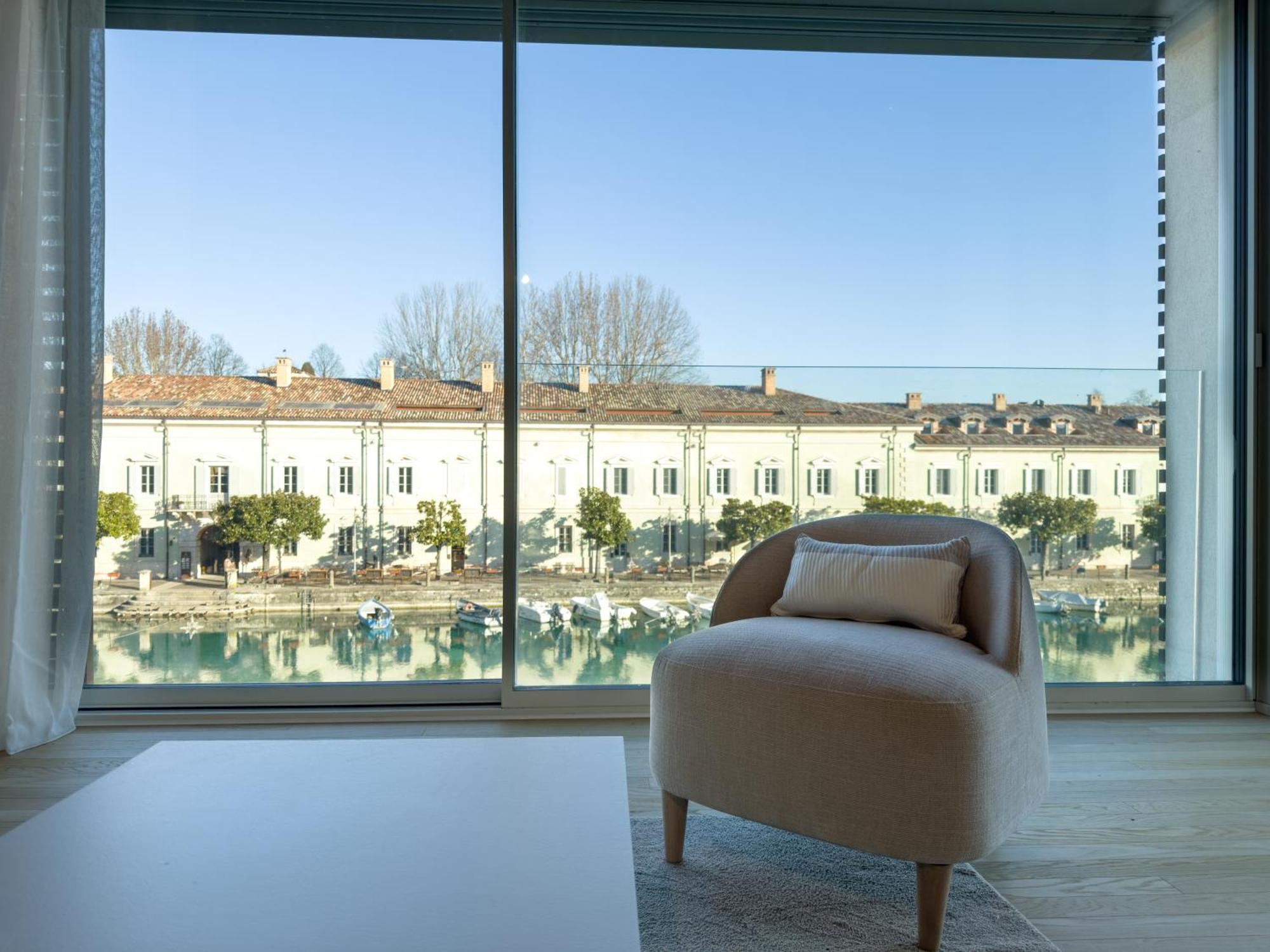 Palazzo Cordigero - Apartments Peschiera del Garda Ngoại thất bức ảnh