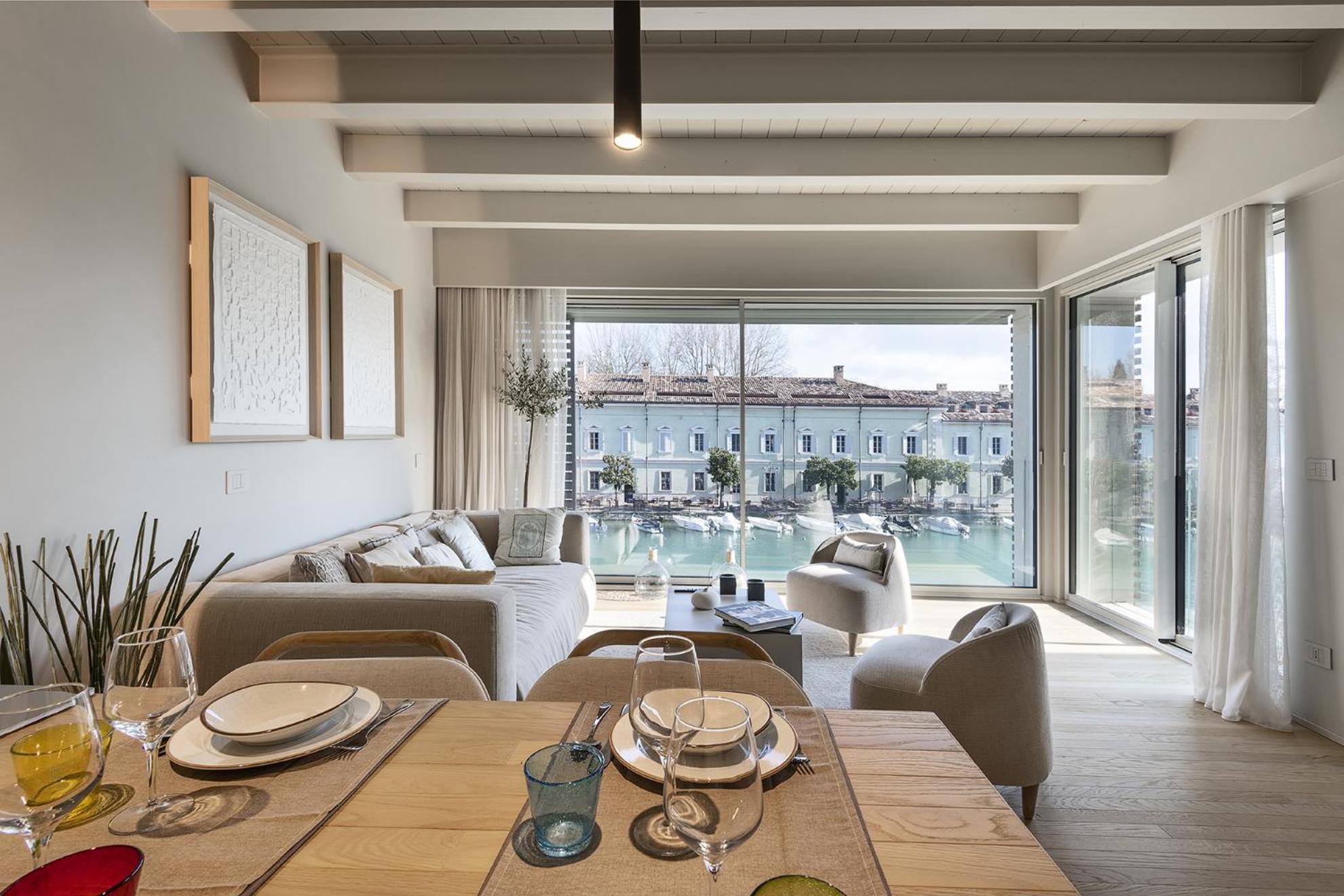 Palazzo Cordigero - Apartments Peschiera del Garda Ngoại thất bức ảnh