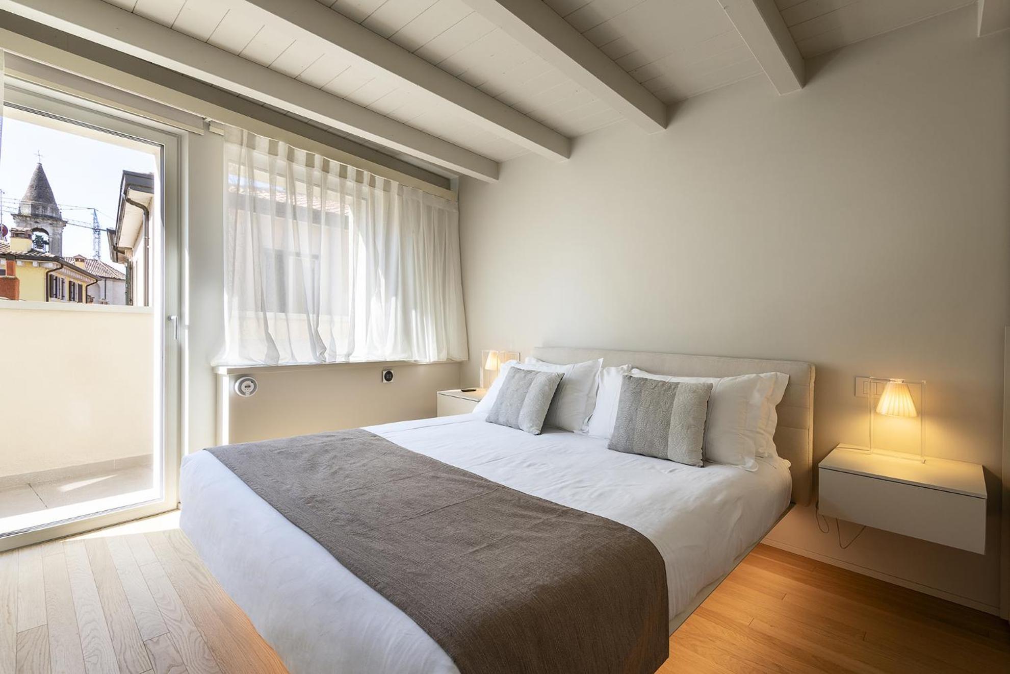 Palazzo Cordigero - Apartments Peschiera del Garda Ngoại thất bức ảnh